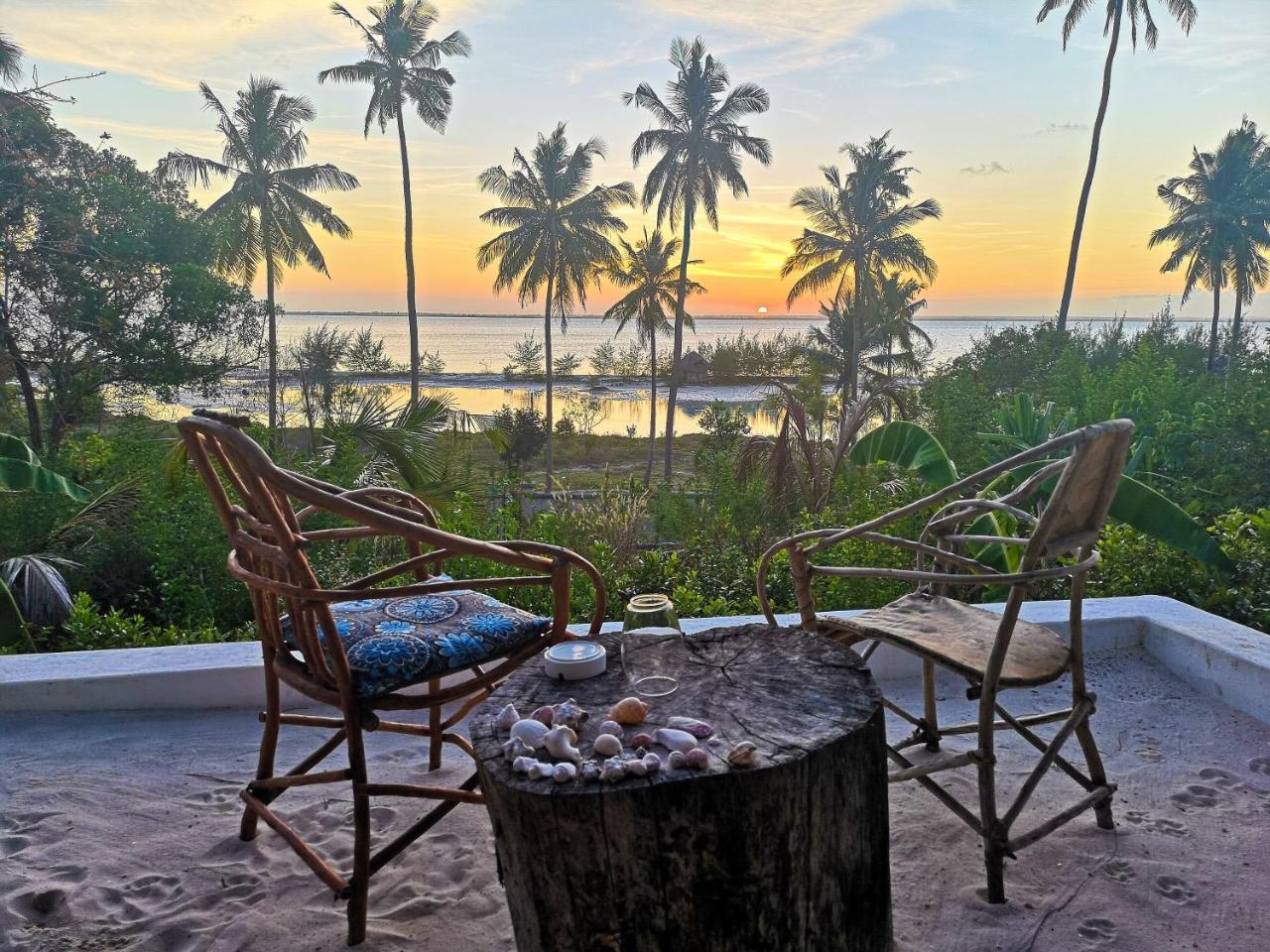 Kae Funk Zanzibar Hotel Michamvi Kae ภายนอก รูปภาพ