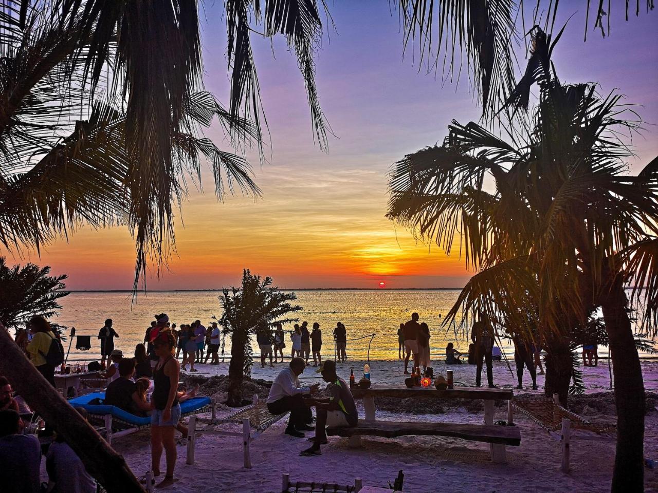 Kae Funk Zanzibar Hotel Michamvi Kae ภายนอก รูปภาพ